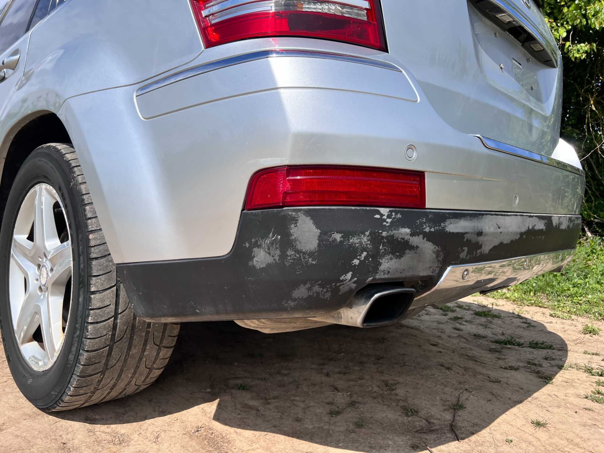 Задний бампер Mercedes GL X164 задній бампер ГЛ Х164 С775