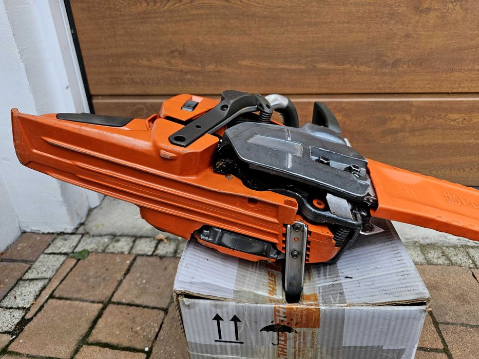 HUSQVARNA 550XP G z grzaną rączką stan BDB