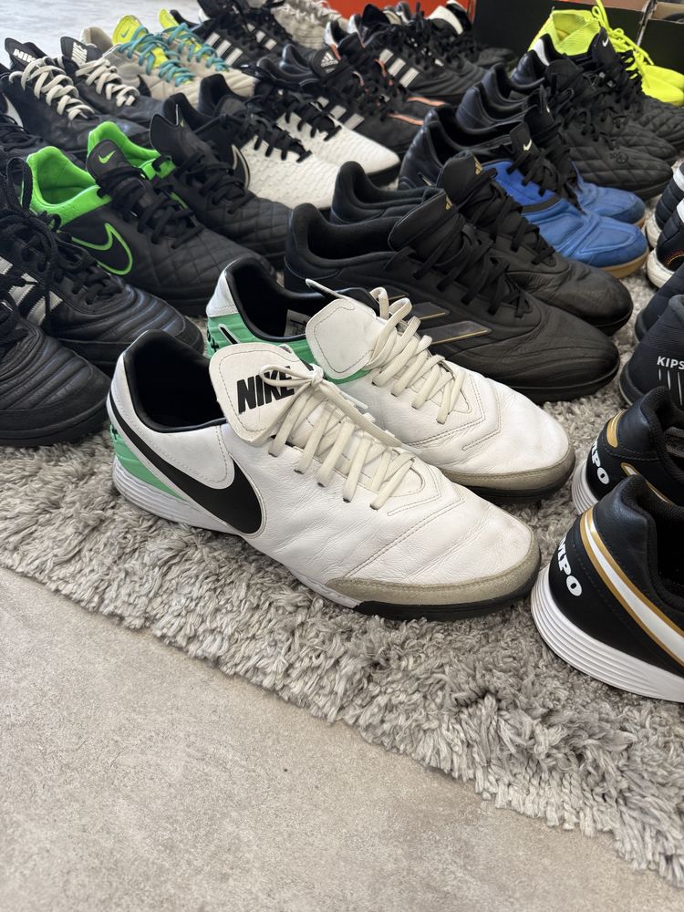 Футзалки,сороконіжки,буци,футзальне взуття,nike,adidas