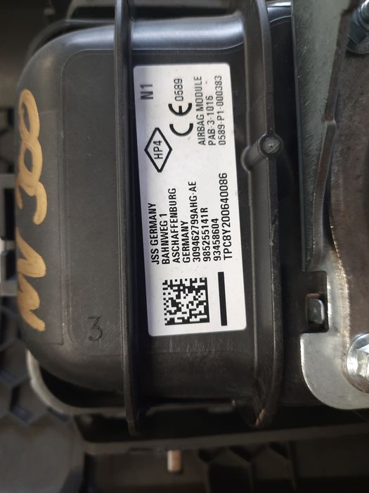 Airbag pasażera Nissan NV300