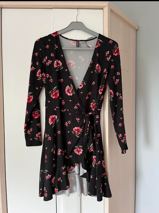 Sukienka H&M w kwiaty roz. L