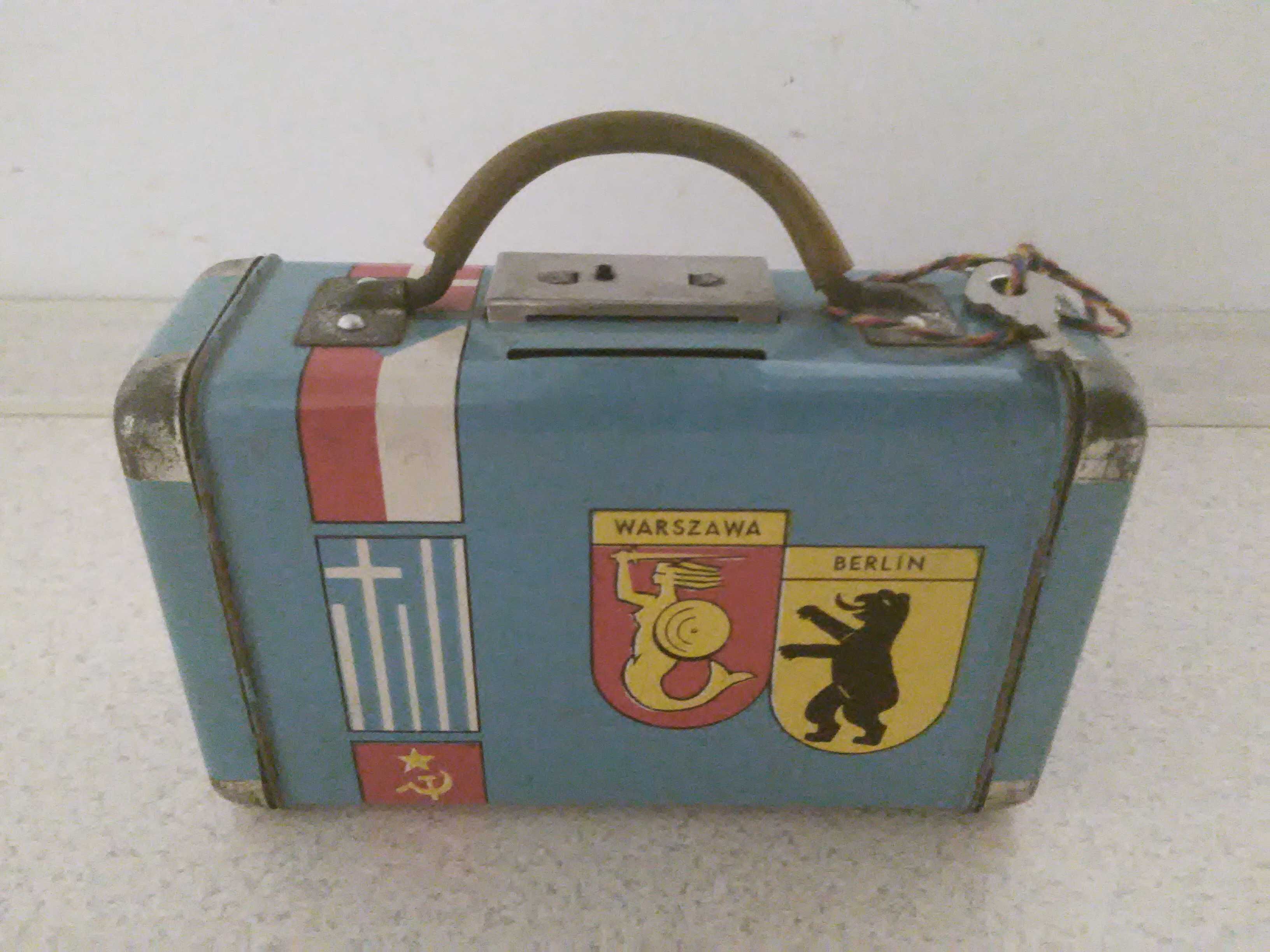 stara zabawka PRL skarbonka walizka CZZ retro kufer antyk zabytek