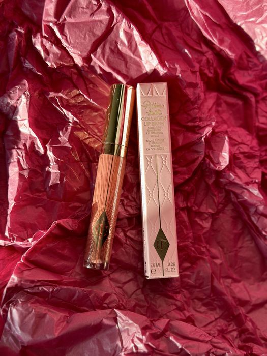 Charlotte tilbury румʼяна хайлайтер туш блиск для губ
