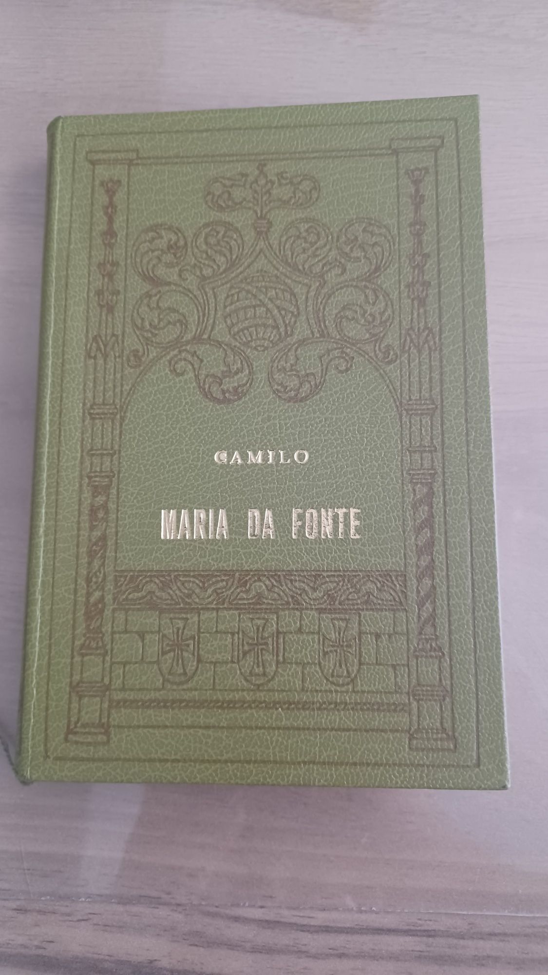 Livro "Maria da Fonte" de Camilo Castelo Branco