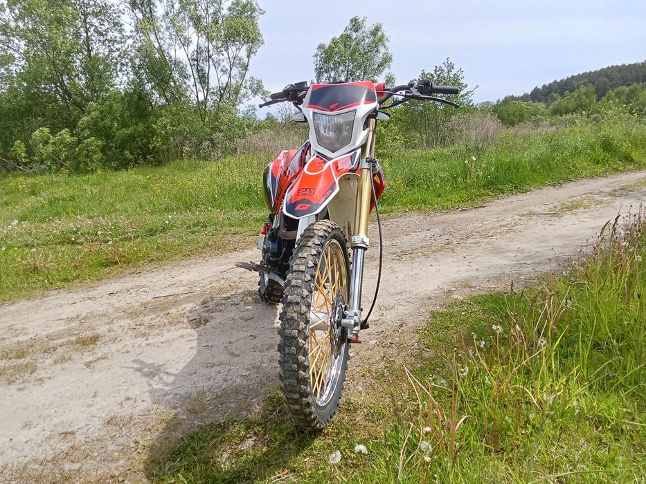 Продам мотоцикл XDRIVE 250