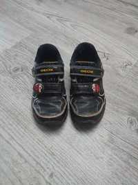 Geox 27 buty chłopięce sportowe adidasy sneakersy skóra czarne ninja