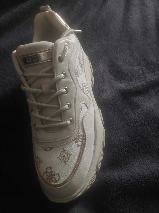 Sapatilhas guess