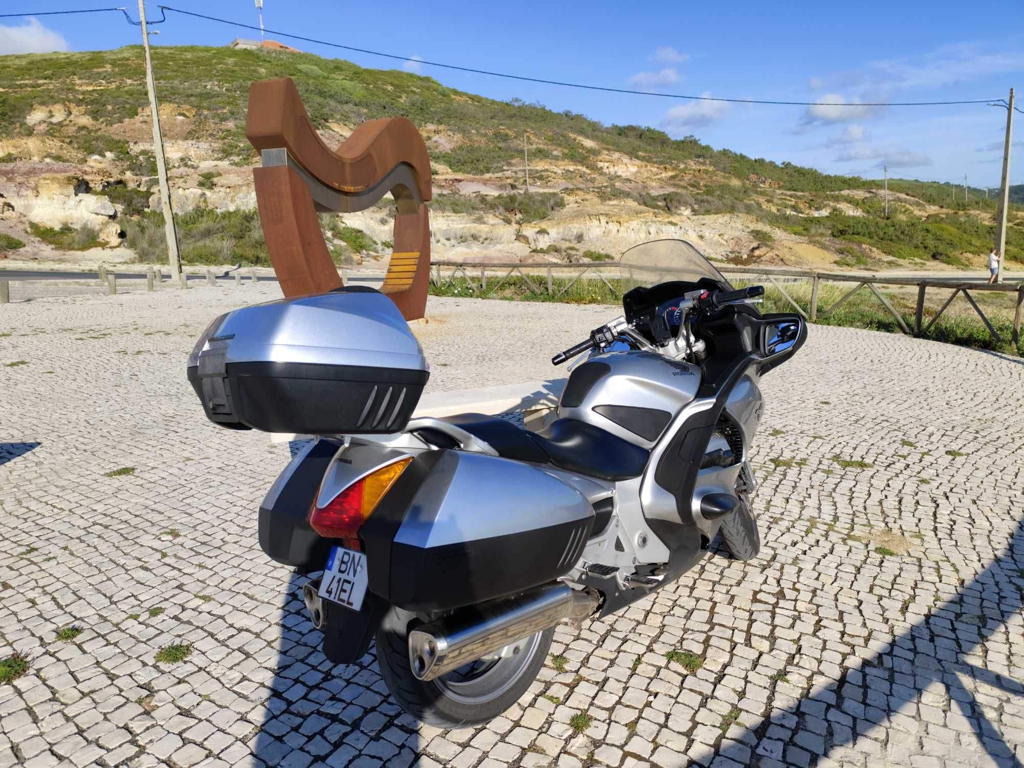 Honda PAN 1300 ST 2010 (possível fazer credito!)