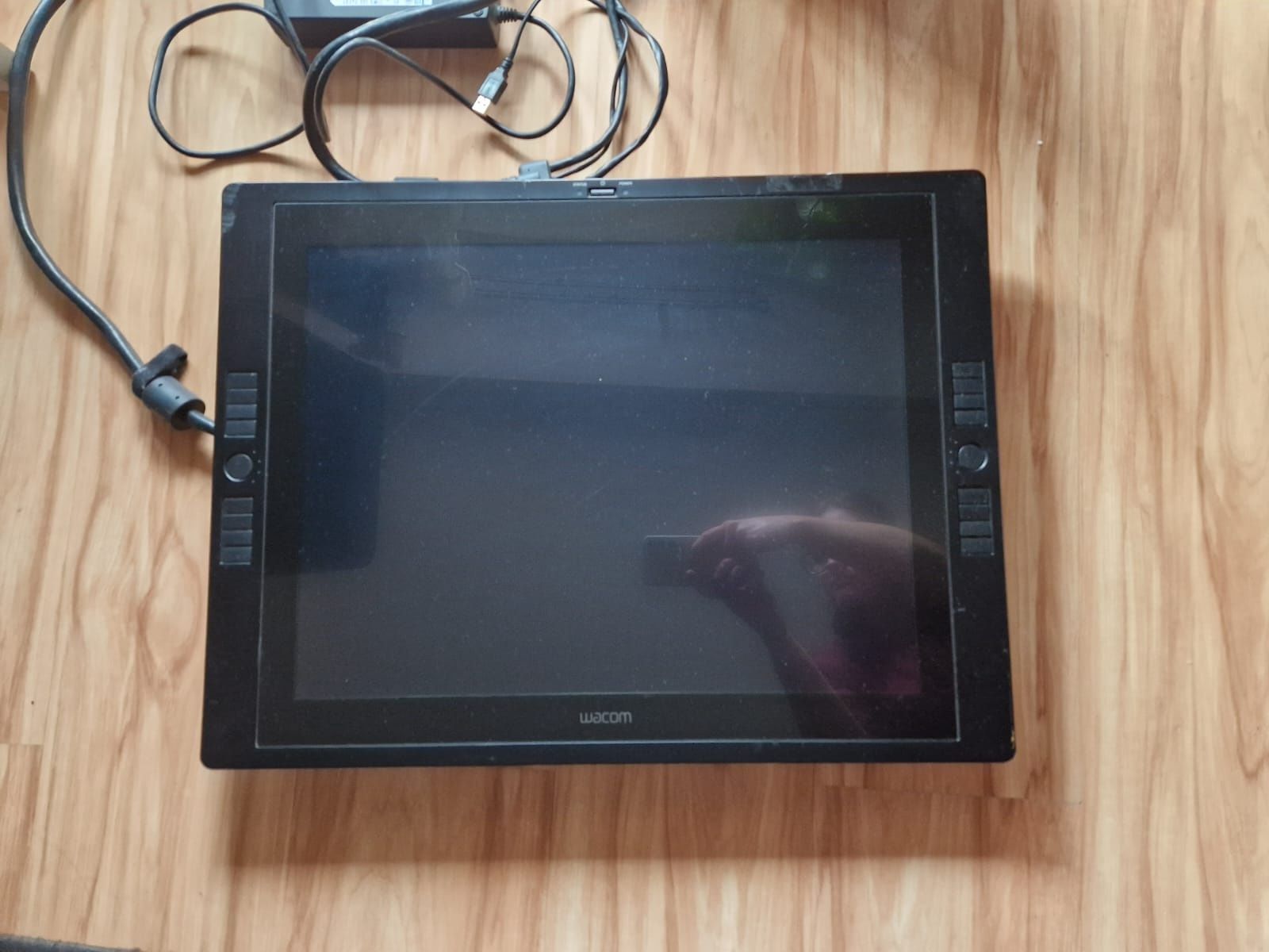 Sprzedam Tablety Graficzne Wacom Cintiq 21U i Intuos 4.