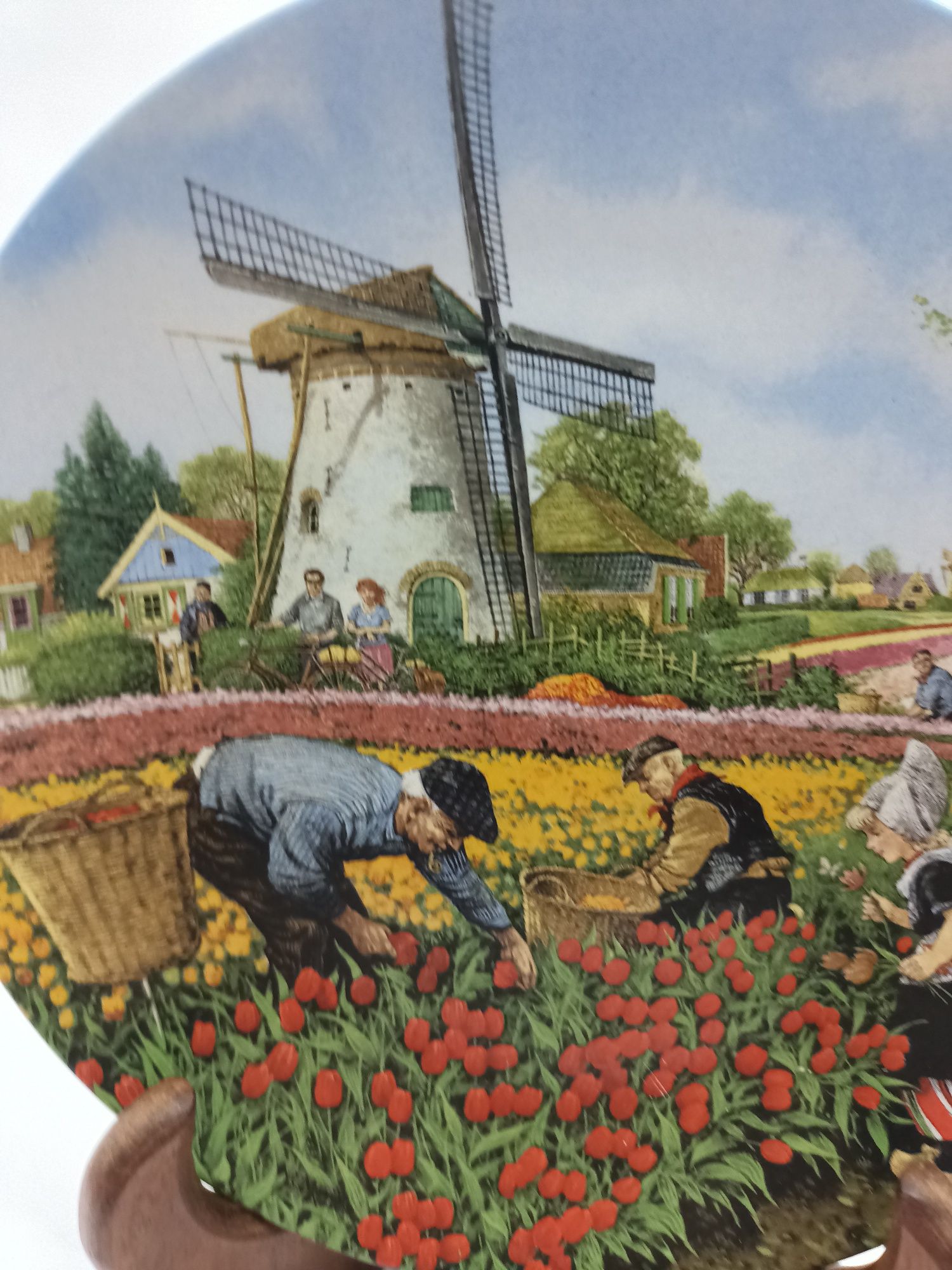 Talerz kolekcja Holandia wiatrak tulipany  Delftware