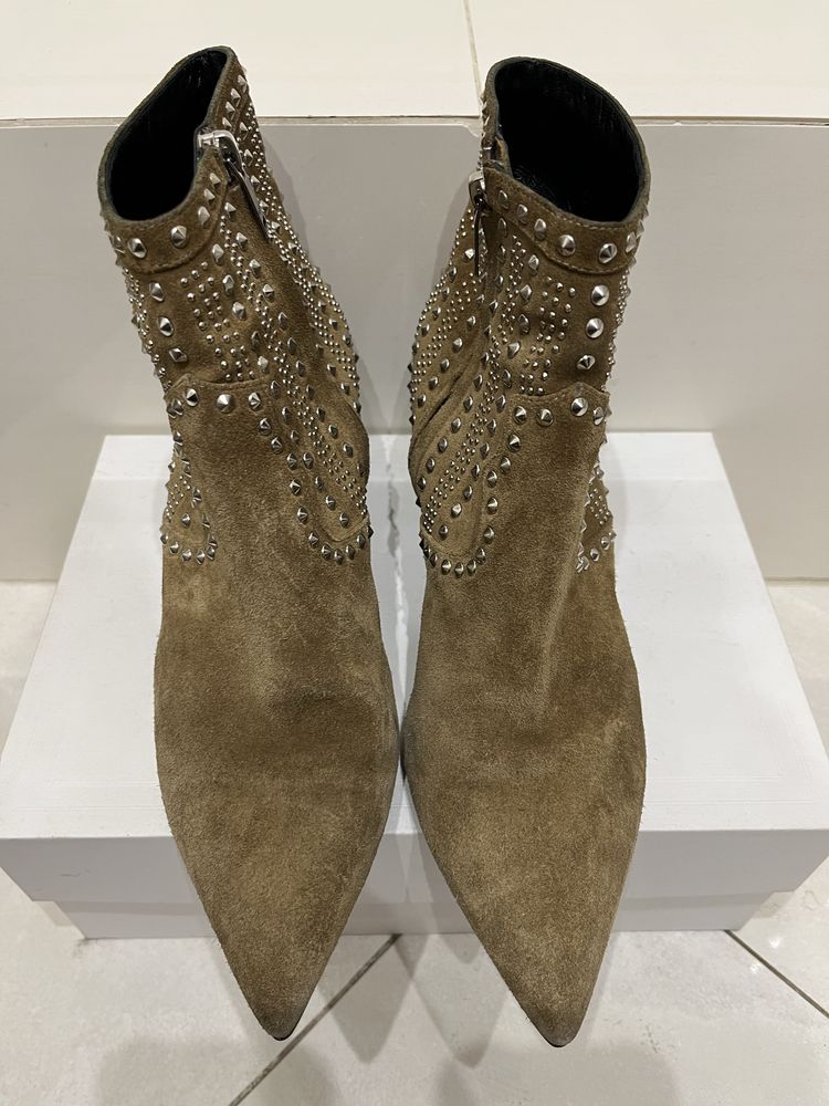 Бежевые ботильоны Saint Laurent