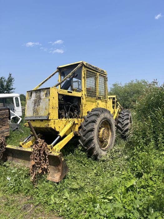 Продам лісовозний трактор LKT 81