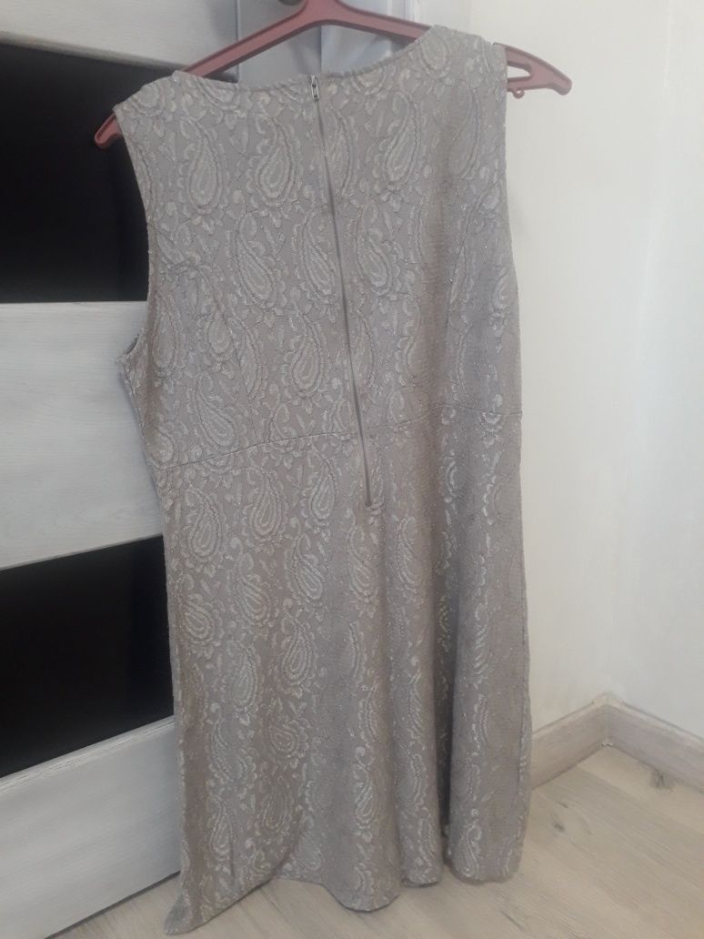 Продам платя,розмір xl.