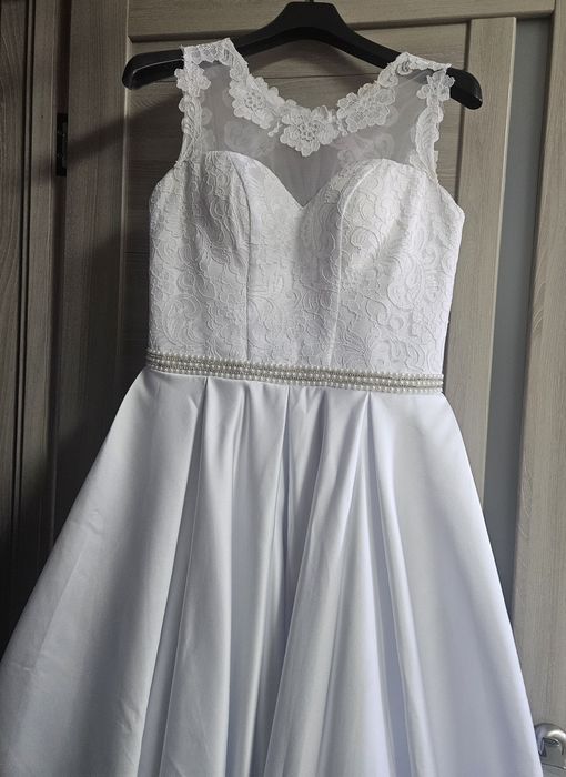 Весільна сукня б/у
