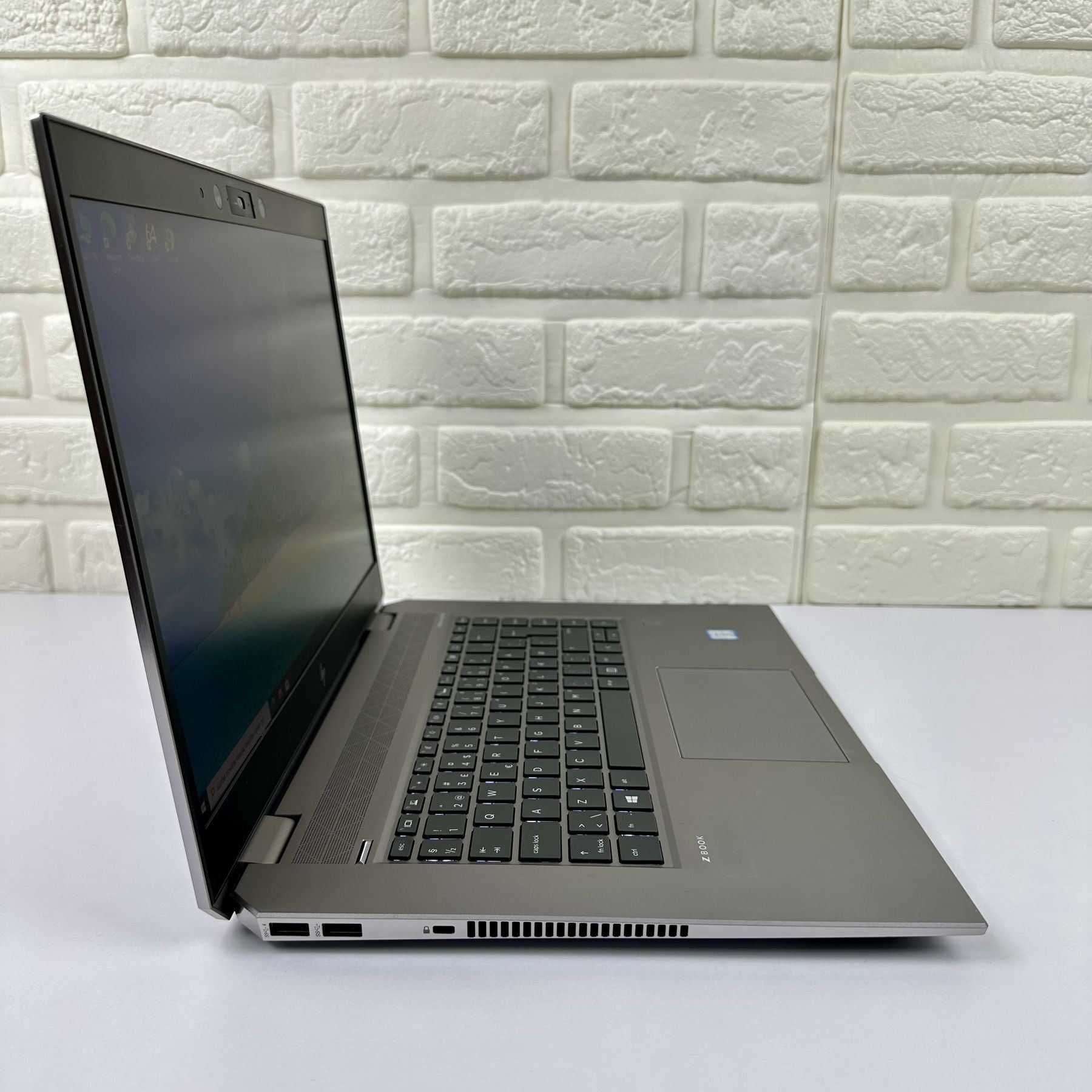 Ігровий ноутбук HP 15.6 / intel i7 (6/12 ядер) / 16gb DDR4 / SSD / IPS