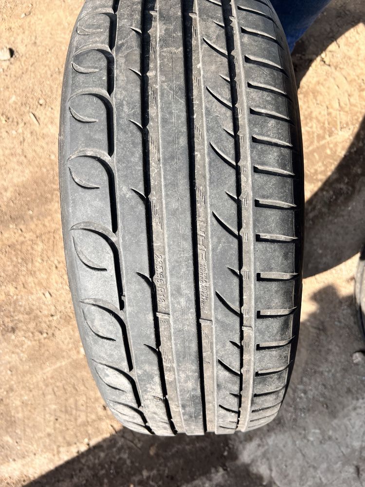 Гума Taurus UHP 235/55 R18