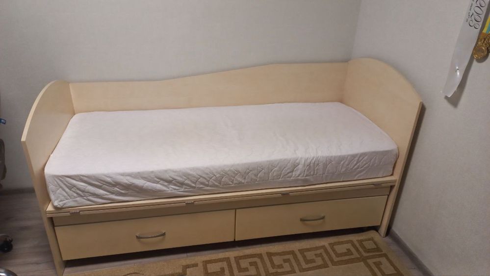 Односпальне ліжко