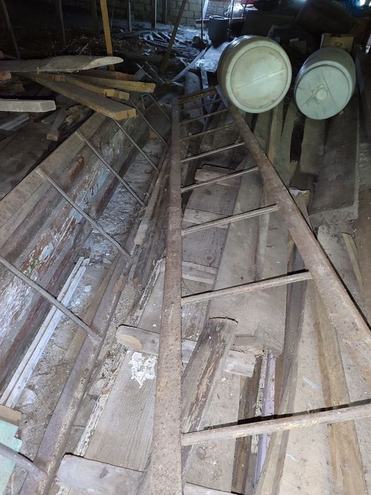 Драбина металева для даху,стацілнарна ,4,5 метра