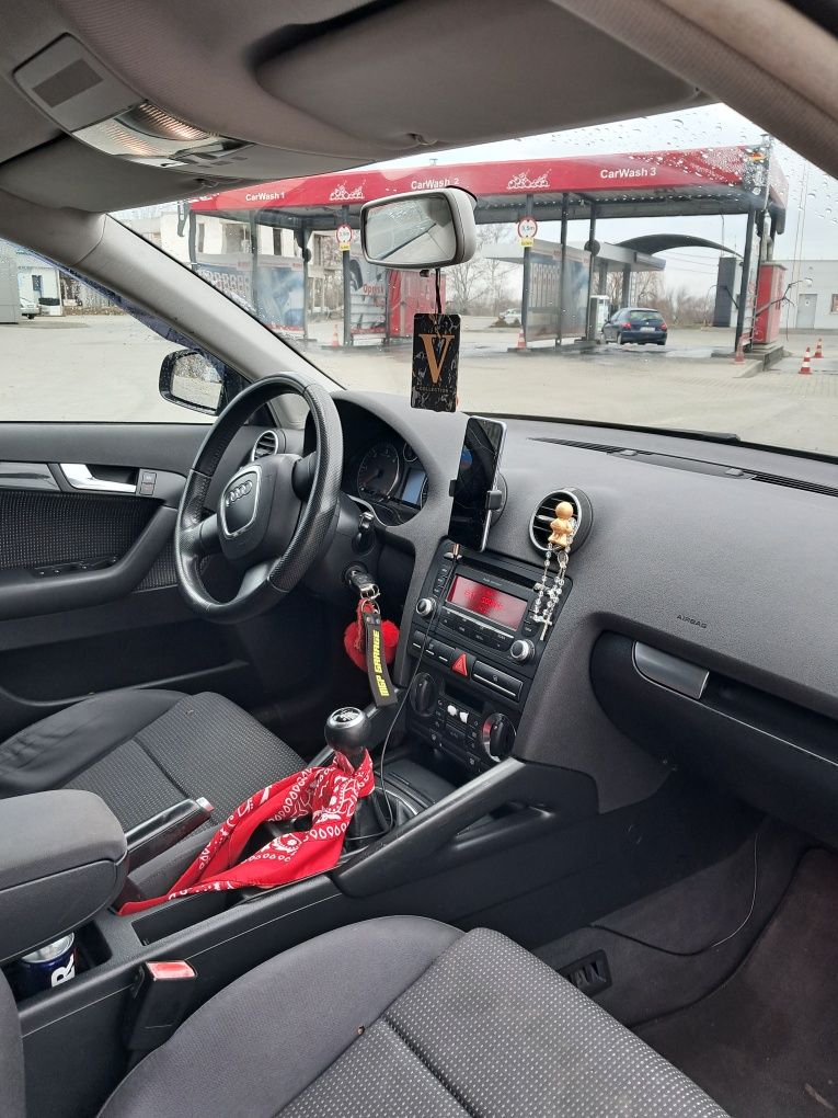 Audi A3 8P * 2.0 TDI