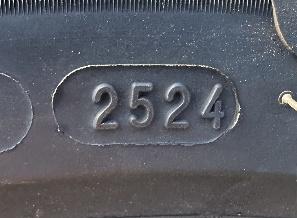 2X NOWE Michelin CrossClimate 2 215/50 R19