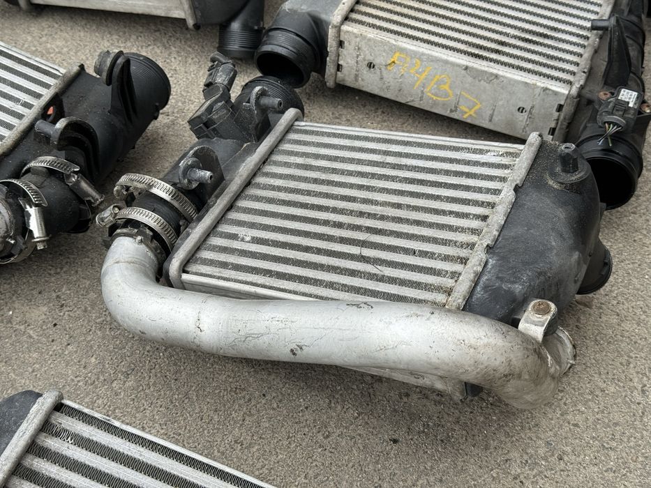 Радиатор интеркулера Audi a6 c6 радіатор інтеркулера ауді а6 с6 а4 б7
