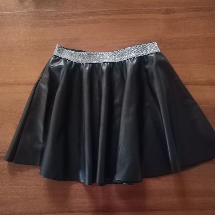 Zestaw ubrań dla dziewczynki rozmiar 128-134