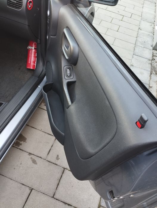 Продам Опель Комбо