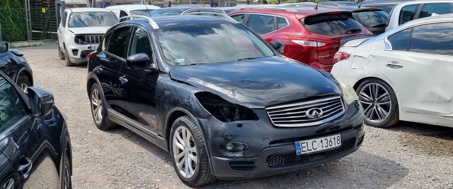Infiniti EX 2011r, 3.0 Diesel. AUTOMAT. 4x4. Uszkodzony prawy przód. Jeździ