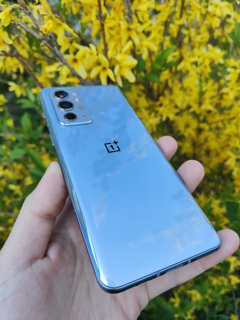 OnePlus 9rt 12/256 Snapdragon 888