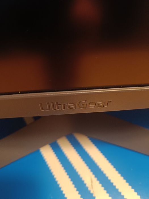 Monitor LG ultra gear jeszcze na gwarancji