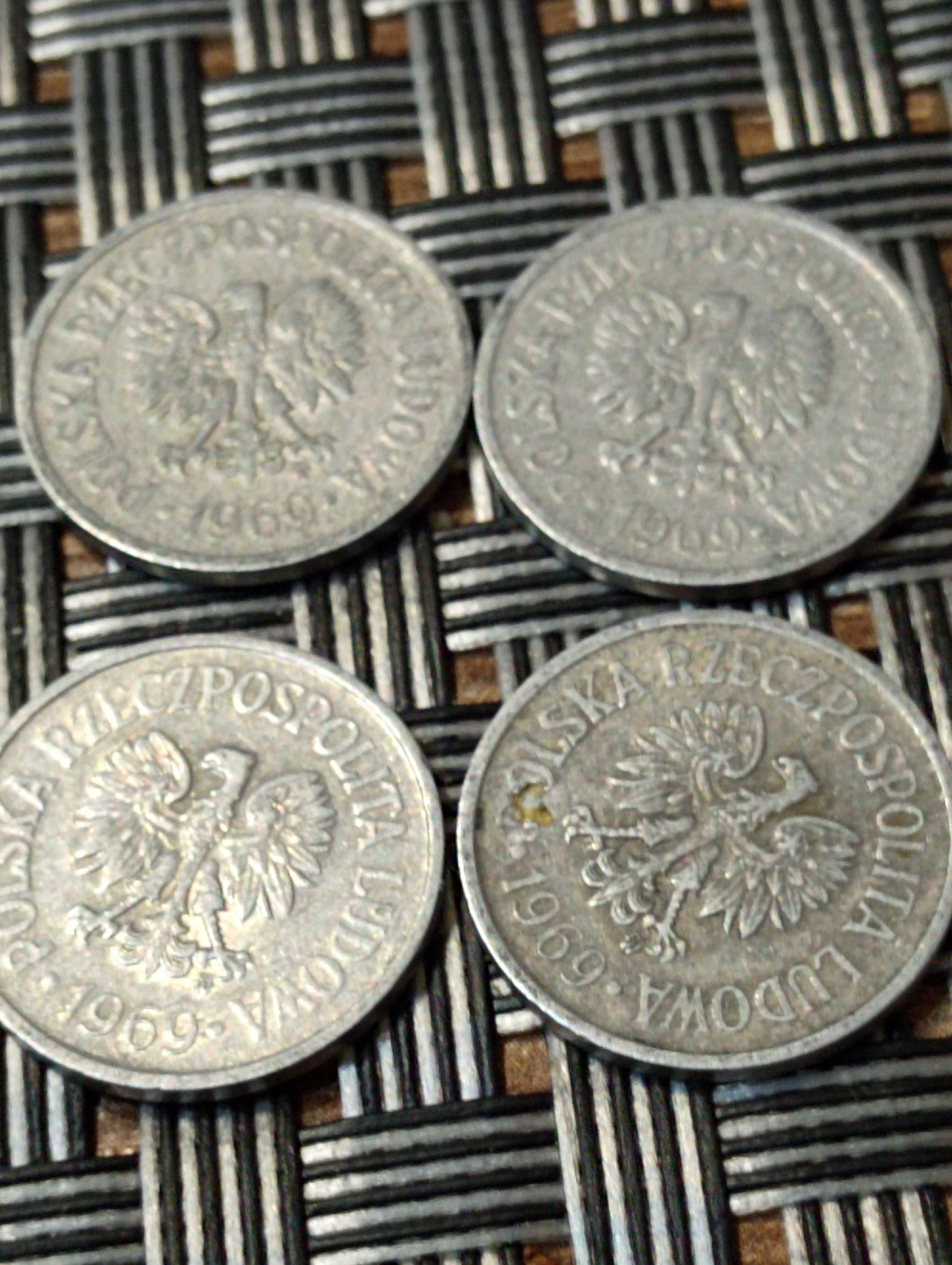Sprzedam 4 sztuki monet 10 groszy 1969r zzm