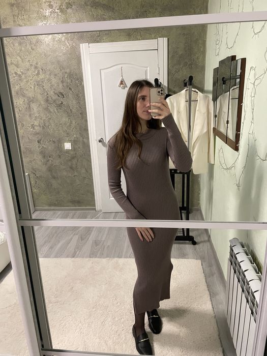 Сукня в рубчик нова