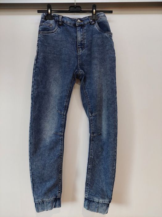 Spodnie jeansowe joggery 152