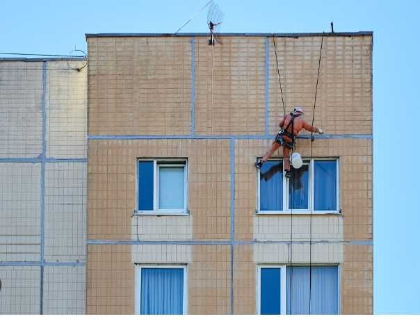 Ремонт межпанельных швов заделка стыков и герметизация