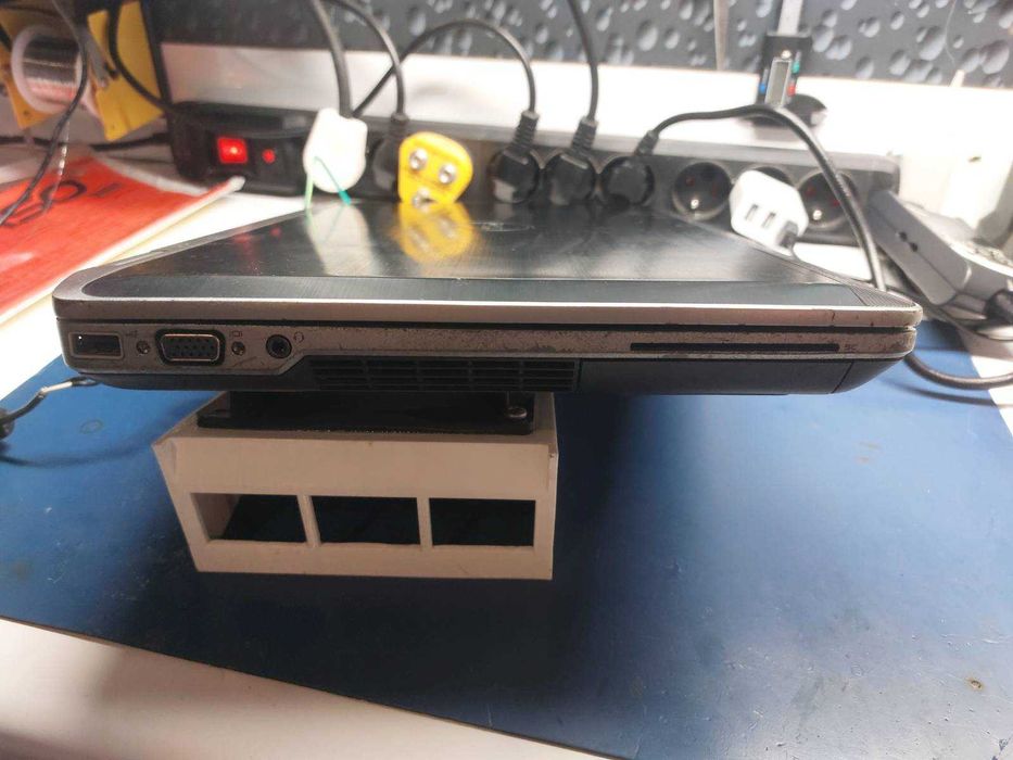 Laptop DELL Latitude E6420