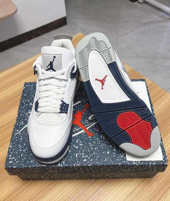 Buty Trampk Jordan 4 Retro Midnight Navy R.45