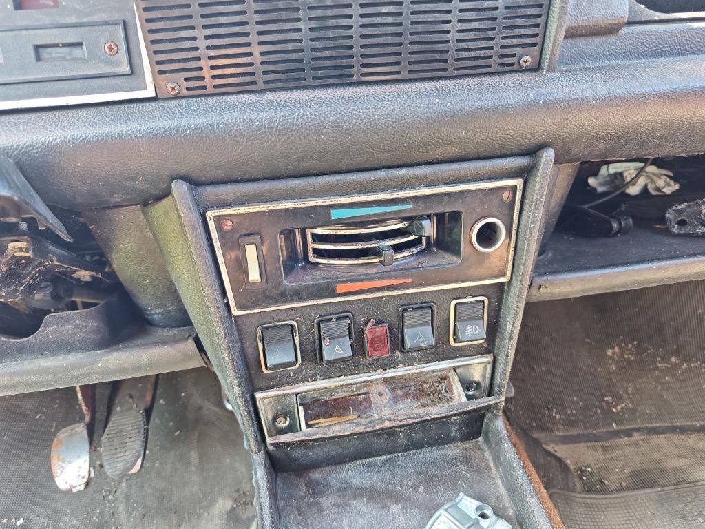 Fiat 125p Kombi Barn Find odpala