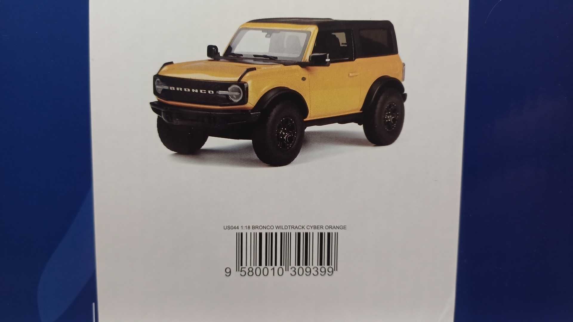 1/18 Ford Bronco Wildtrak 2021 dr - GT Spirit US044