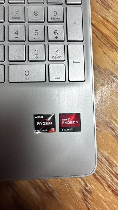 Selling HP computer in excellent condition64354216893313122