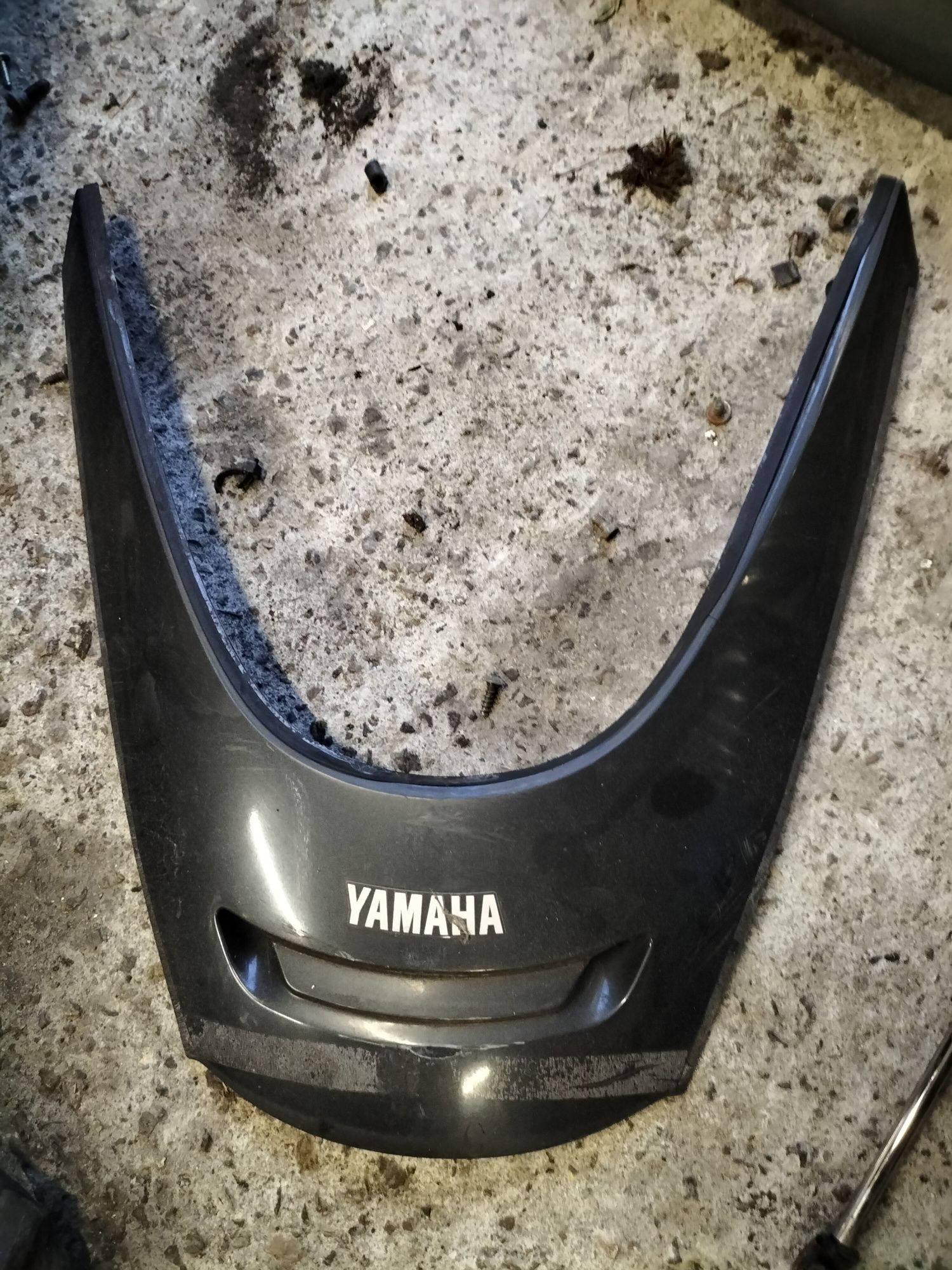 Nosek,krawat Yamaha majesty 250cm