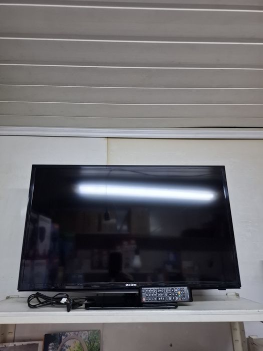 Телевизор Samsung UE32H4000AK