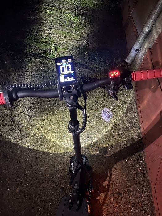 Chulajnoga elektryczna Motus Pro 10