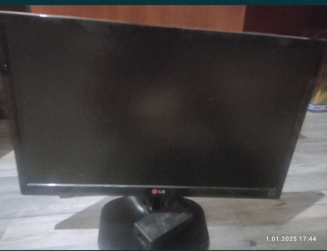 Монітор 22 lg IPS Lg 22mp55d vga+dvi