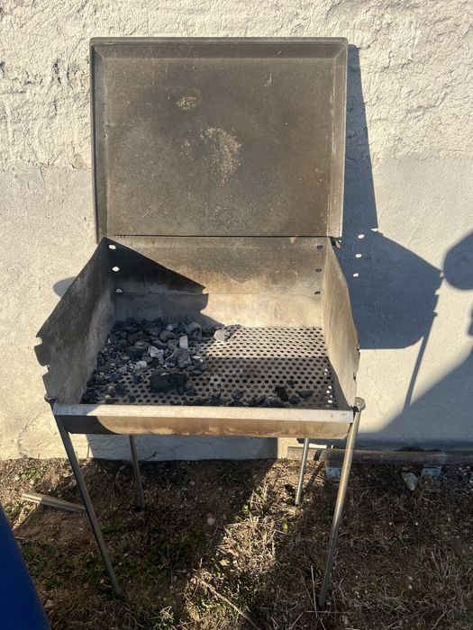 Grill z stali nierdzewnej