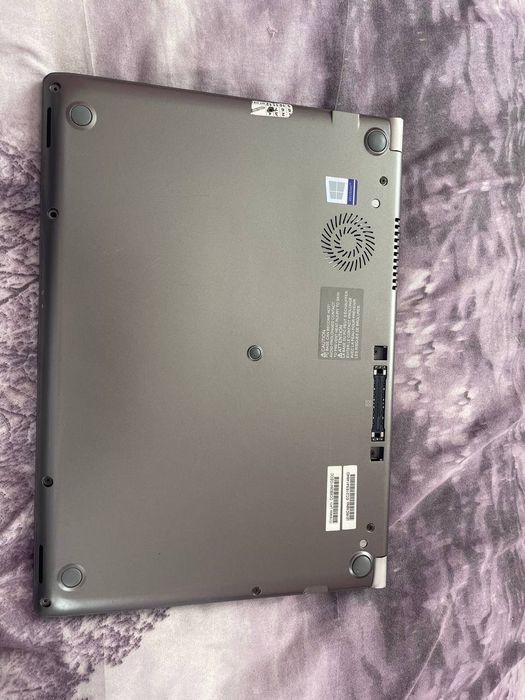 Лёгкий и быстрый ноутбук для учёбы и работы.