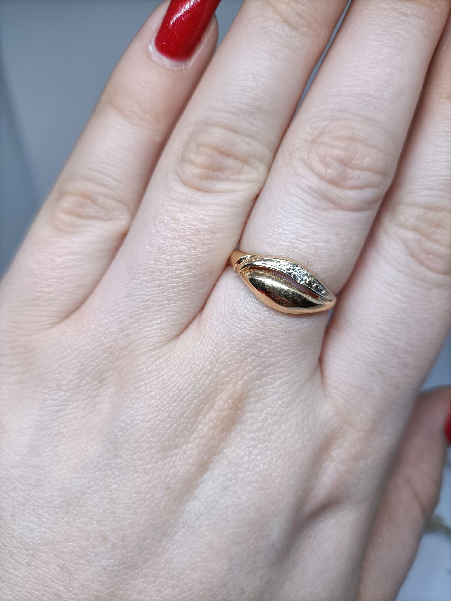 Śliczny pierścionek ze złota, złoto pr 585
