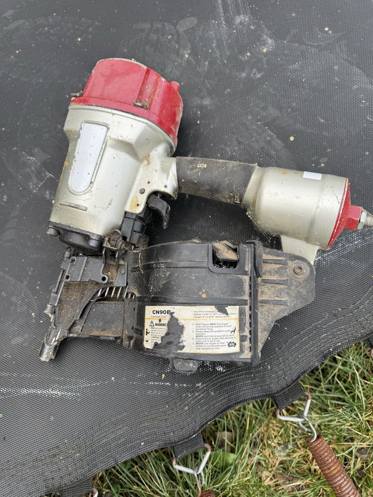 Sprzedam młotek pneumatyczny do gwoździ 80 mm