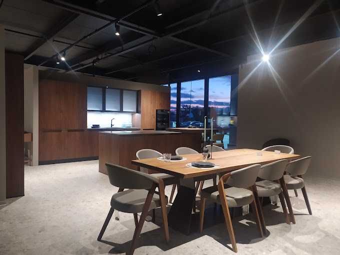 Здам в оренду торгову площу