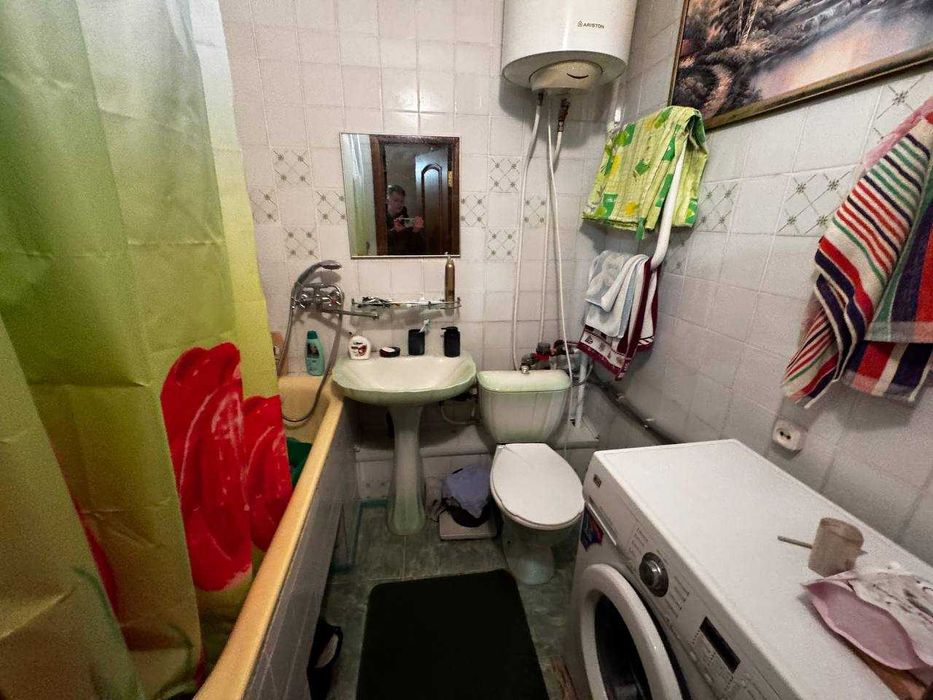 1к квартира, Озерна, вигляд на озеро, меблі, техніка, 38м² цегла 8/10п