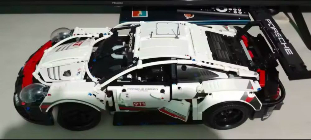 Лего порше 911.